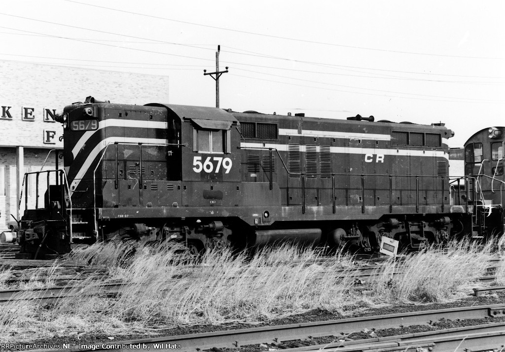 Conrail GP7 5679